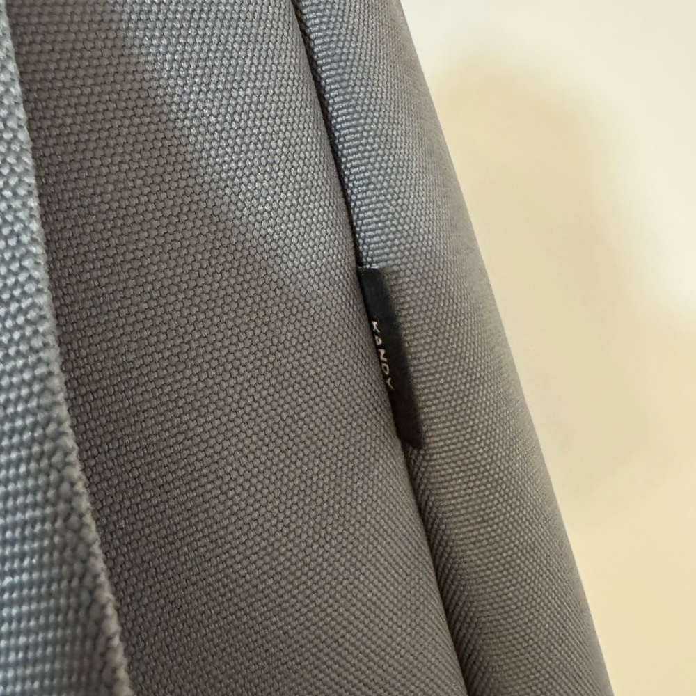 Projekt Backpack with Embroidered Design - Picture 9 of 9